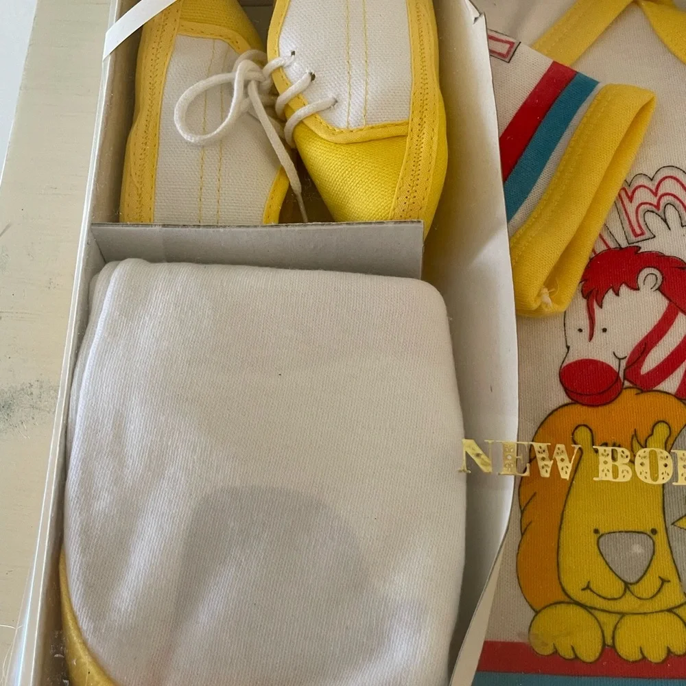 Vintage Babyfair Newborn Gift Set Yellow and White Three Piece Fits to 6 months